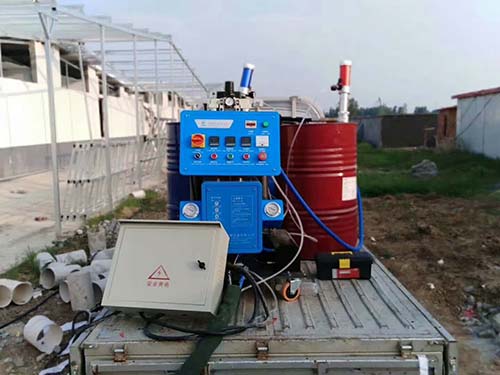 聚氨酯現(xiàn)場(chǎng)包裝發(fā)泡機(jī) 制造廠家(圖1) 養(yǎng)殖場(chǎng)聚氨酯發(fā)泡施工機(jī)械